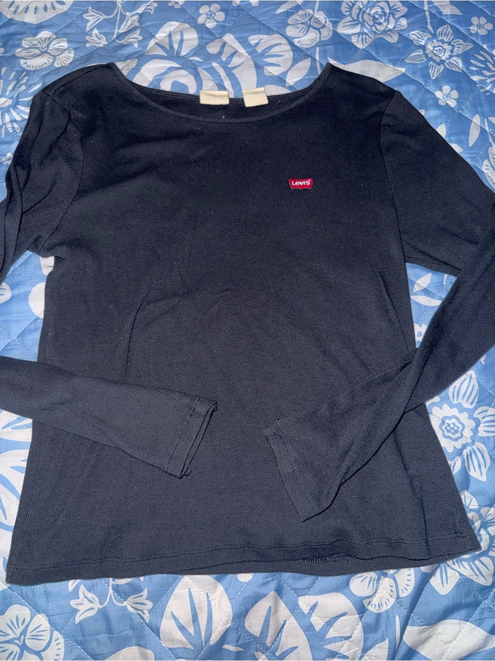 Levi's Black Long-Sleeve Crewneck Top with Red Logo